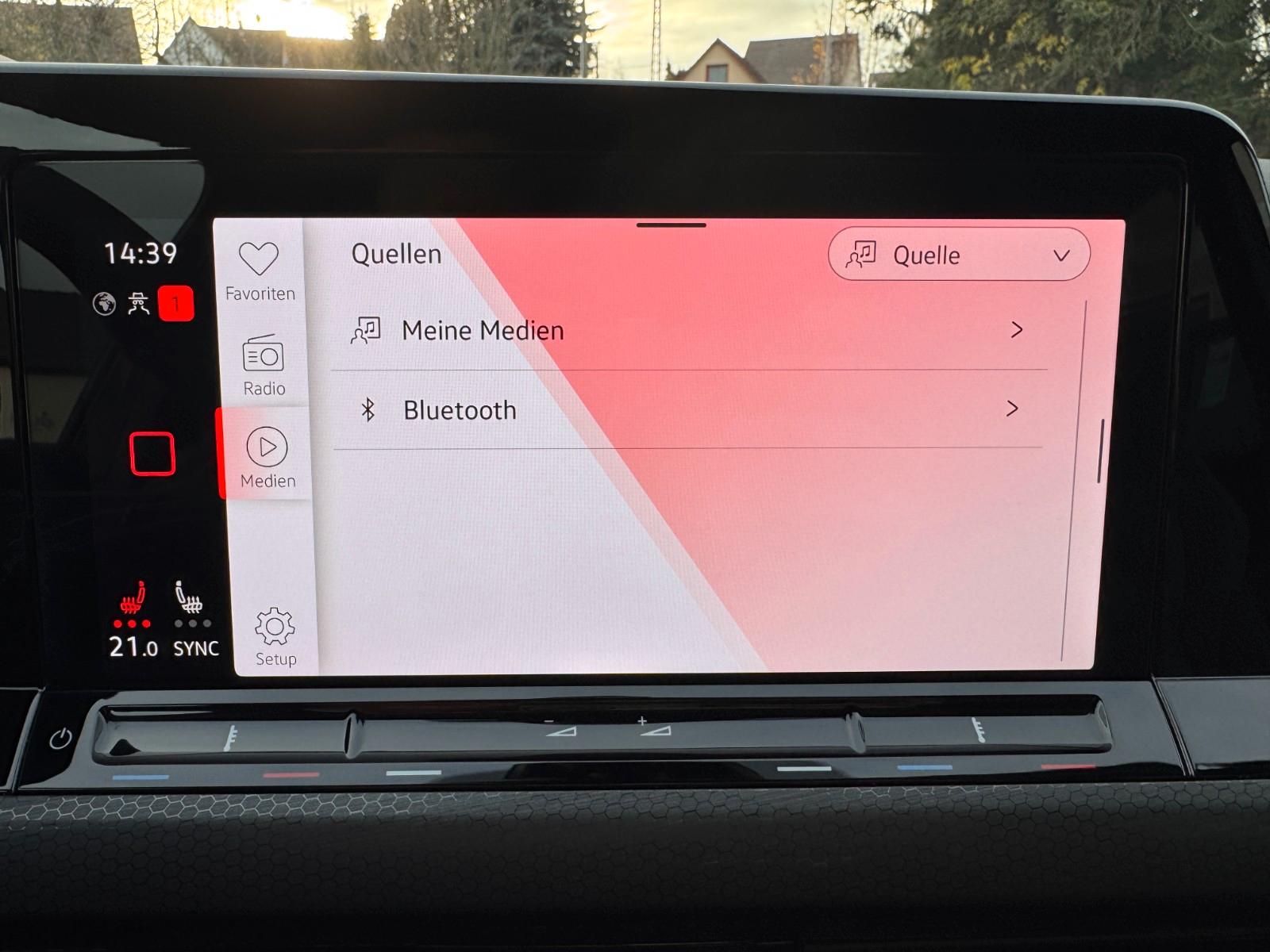Volkswagen Golf VIII Lim. GTI mit Pano + Standheizung, миниатюра 22