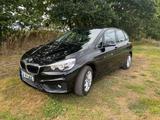 BMW 216i Active Tourer,  Unfallfrei, Klima, AHK - BMW 216 Active Tourer aus 2016