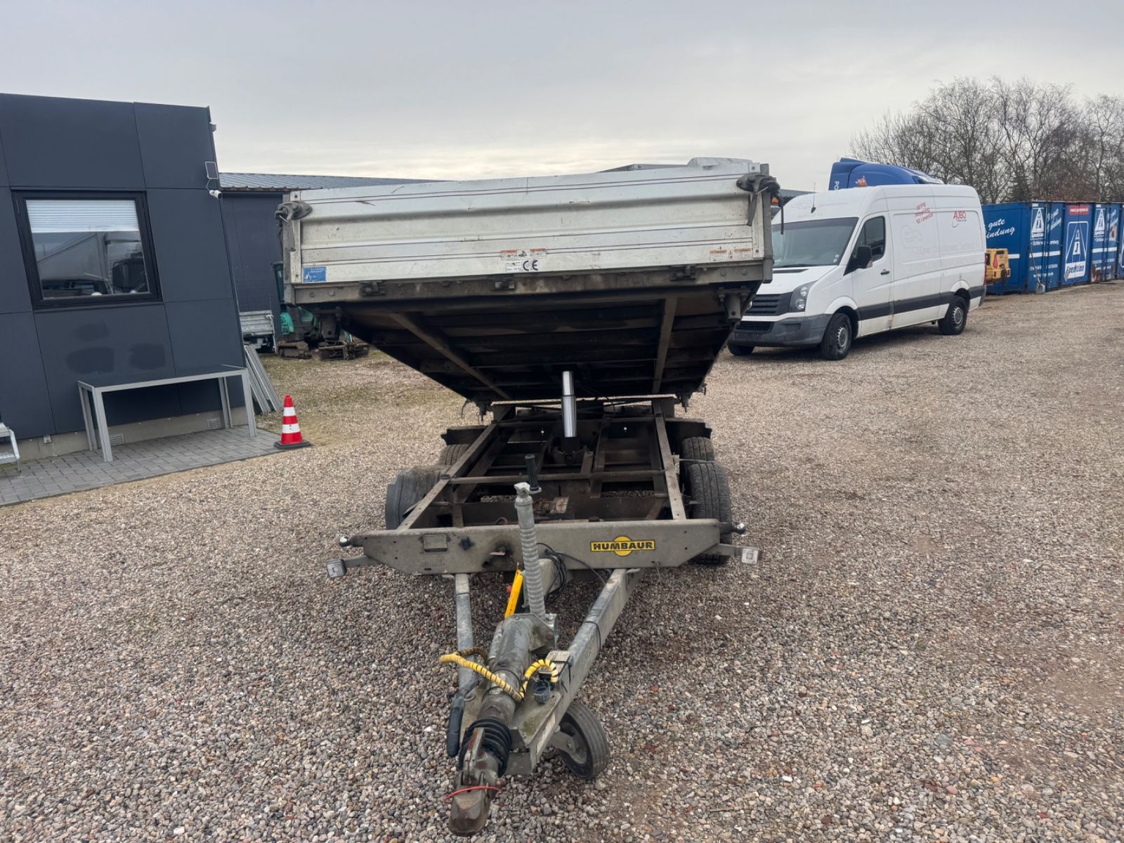 Fahrzeugabbildung Humbaur HTK 3500