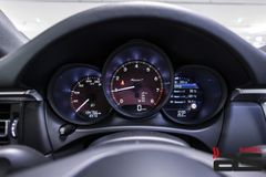 PORSCHE Macan T PTS|PDLS+|PASM|Pano|Memory|14Wege|Sitzl.