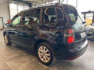 Volkswagen Touran Freestyle *DSG*TÜV 012028*