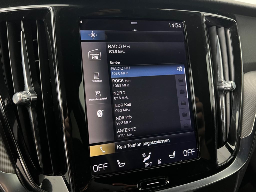 VOLVO V60 R Design / 310PS / NUR 96.tKM / 2.HD / HK / VOLVO V60 R Design / 310PS / NUR 96.tKM / 2.HD / HK /