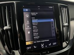 VOLVO V60 R Design / 310PS / NUR 96.tKM / 2.HD / HK / VOLVO V60 R Design / 310PS / NUR 96.tKM / 2.HD / HK /
