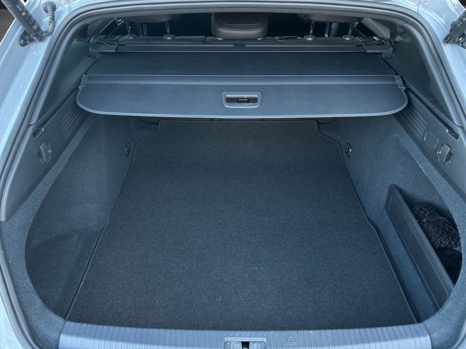 Fahrzeugabbildung Volkswagen Arteon SB R-Line TDI DSG LED ACC SHZ PDC Navi Kl