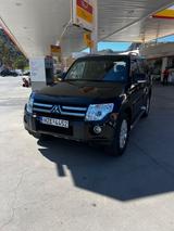 Mitsubishi Pajero 3,8 V6 MIVEC 4WD Instyle Automatik In... - Mitsubishi Pajero: V6