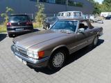 Mercedes-Benz 560 SL  Oldtimer mit Gutachten