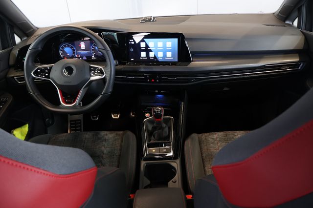 Volkswagen Golf VIII GTI 2.0 TSI AID+LED+AMBIENT+CARPLAY