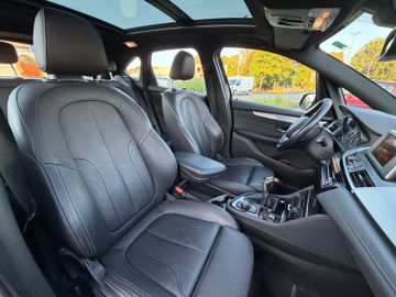 BMW 218 - 5