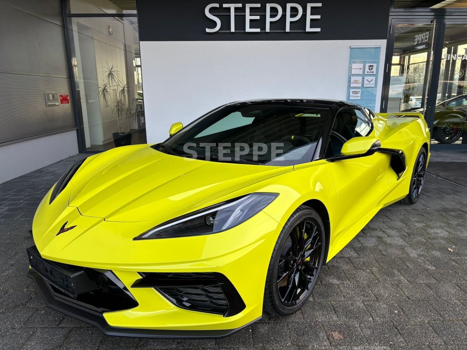 Corvette C8 Stingray Convertible 2024 3LT Europamodell