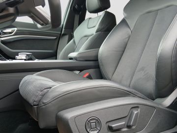 Audi Q8 e-tron - 3