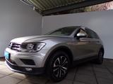 Volkswagen TIGUAN 2.0 TDI CL / AHK+NAVI+SITZHEIZUNG - mit Diesel-Antrieb: Allradantrieb, Geländewagen, 2.0