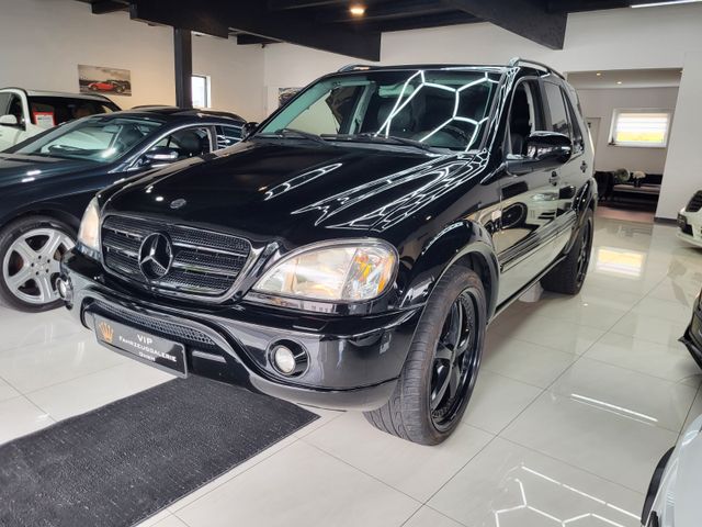 Mercedes-Benz ML 55 AMG V8 *Navi*22 Zoll*Leder*MB Scheckheft