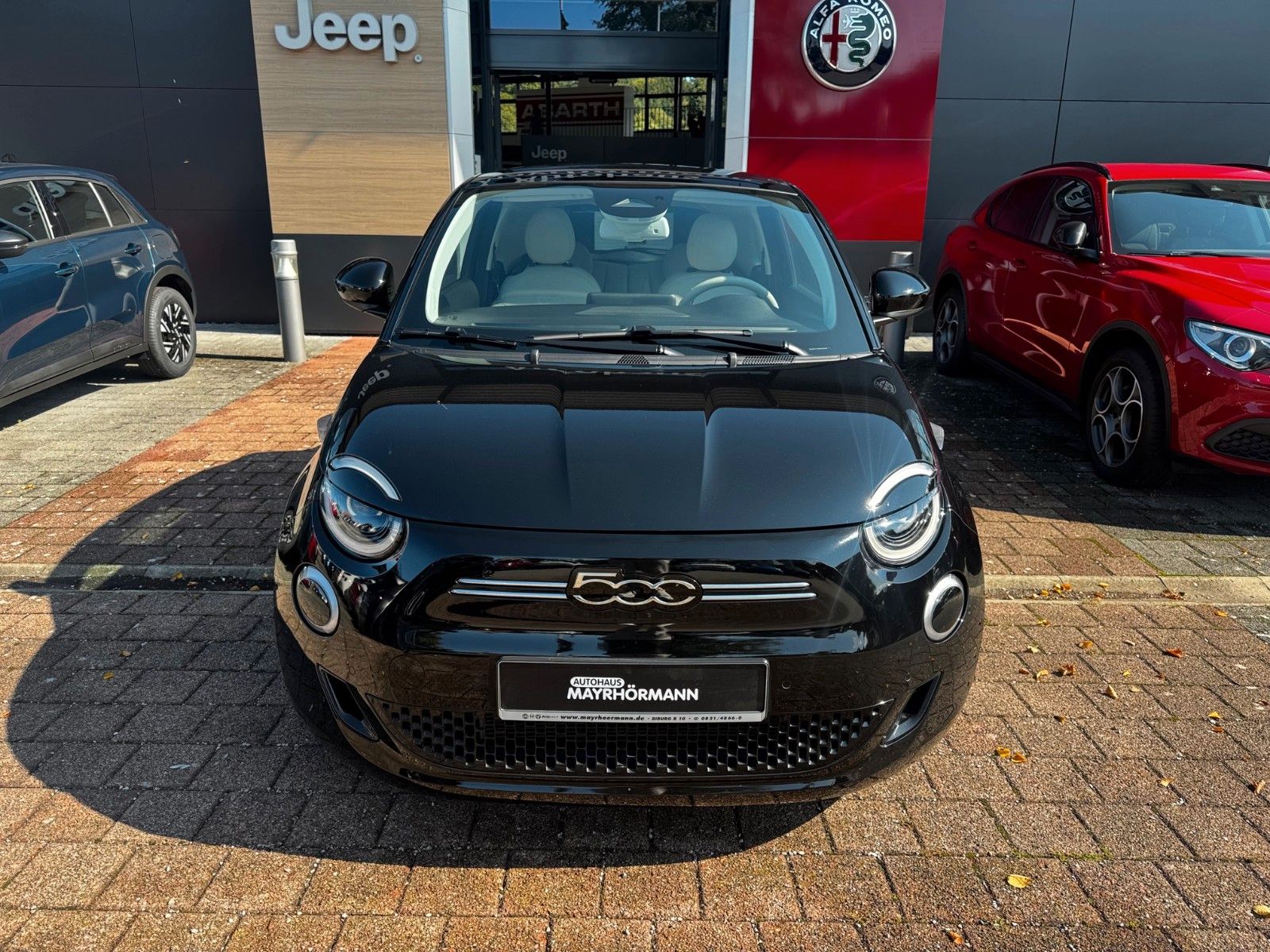 Fahrzeugabbildung Fiat Neuer 500E 500 la Prima Navi Kamera