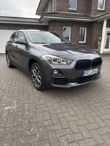 BMW X2 sDrive18i - - BMW X2 von privat