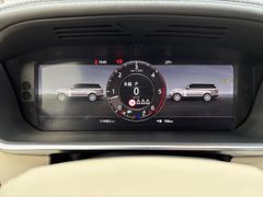 Fahrzeugabbildung Land Rover Range Rover SDV8 VOGUE PANO HUD ACC MERIDIAN