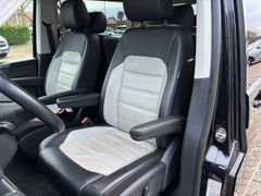 Fahrzeugabbildung Volkswagen T6.1 Multivan 2.0 TDI Highline VIRTUAL ACC LED