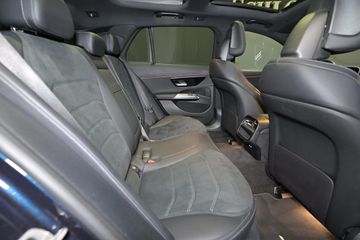 Mercedes E 220 - 7
