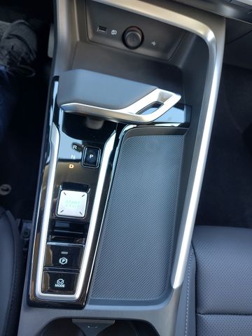 MG ZS 1.5 Hybrid+ Luxury LED PDC 360°Kamera