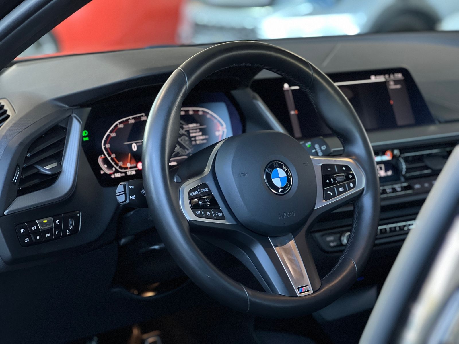 Fahrzeugabbildung BMW 120 i M Sport PDC KLIMA LED NAVI SHZ