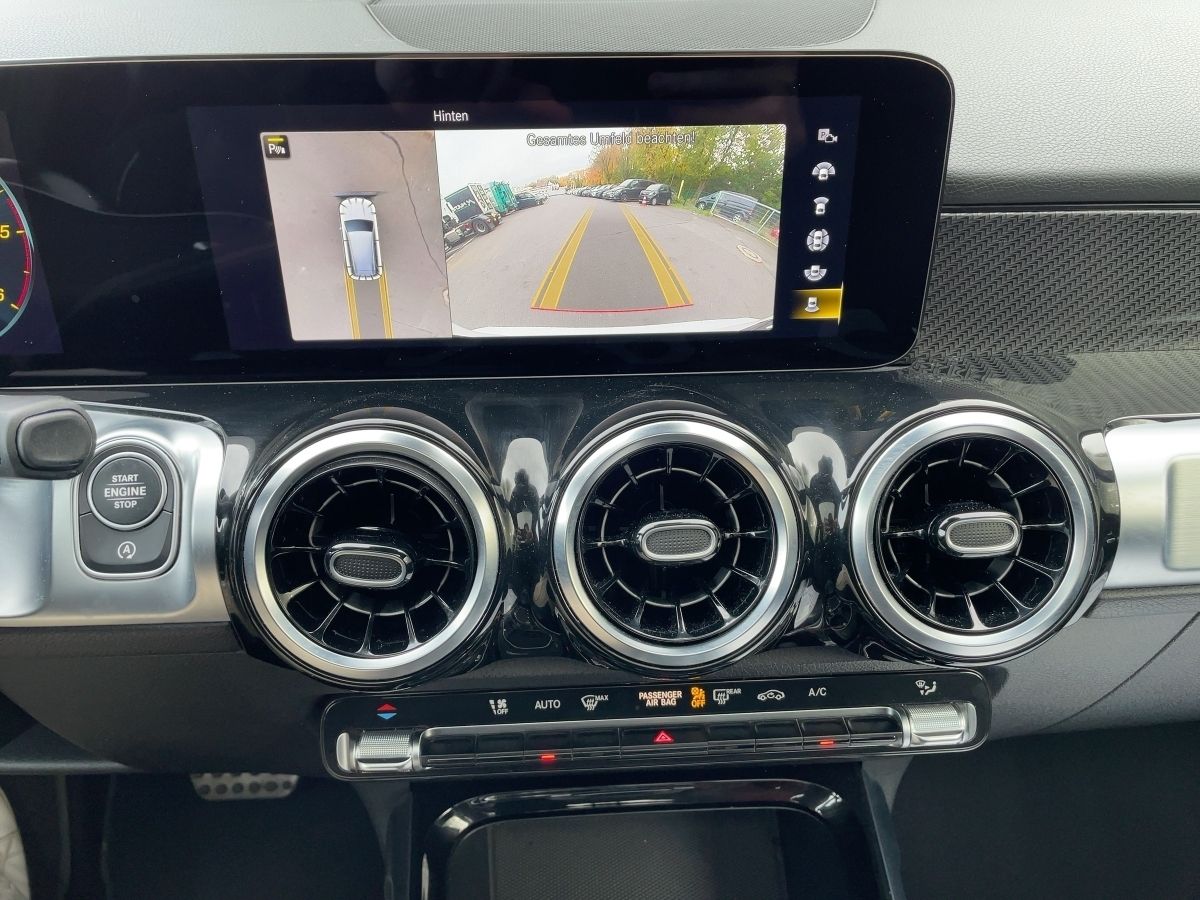 Fahrzeugabbildung Mercedes-Benz GLB 200 d 4M AMG/Night/360°/Pano