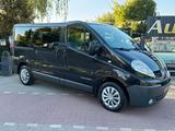 Renault Trafic Passenger 2.0 dCi L1H1*8Sitze*Klima*TÜV - Renault Trafic: Passenger