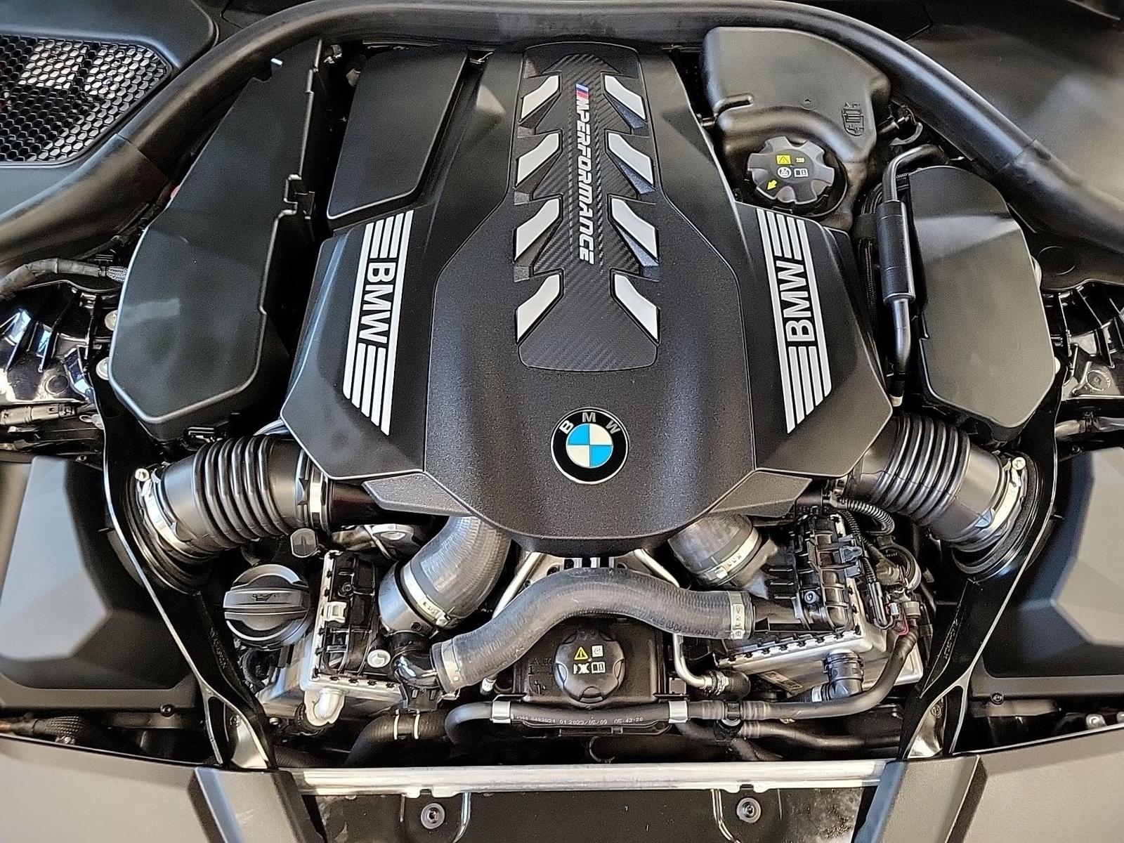 BMW M550i xDrive Standheizung Harman/K Head-Up