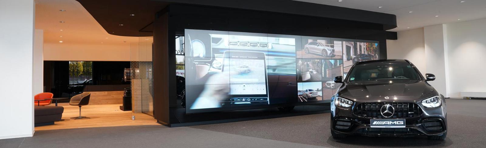 showroom-image-top