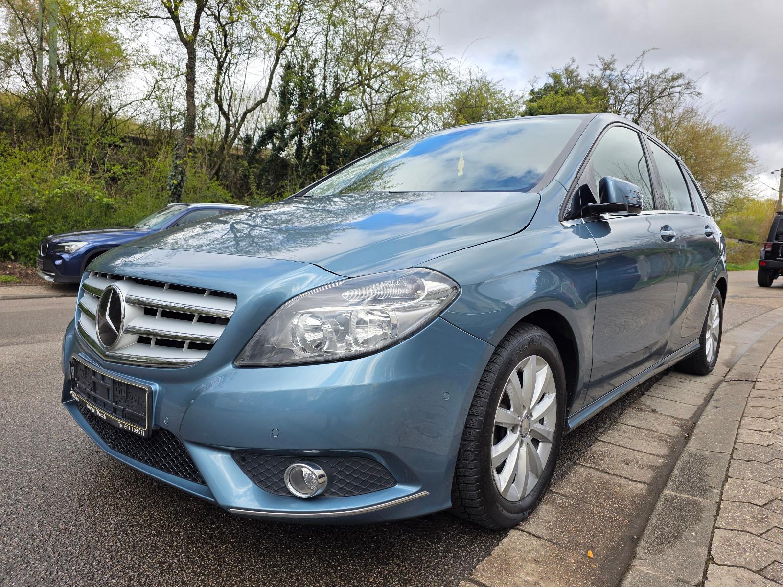 Mercedes-Benz B 200Automatik, 1.Hand Tüv Neu, SHZG, Tem