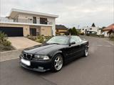 BMW M3 E36 Cabrio 3.0 - BMW M3: E36