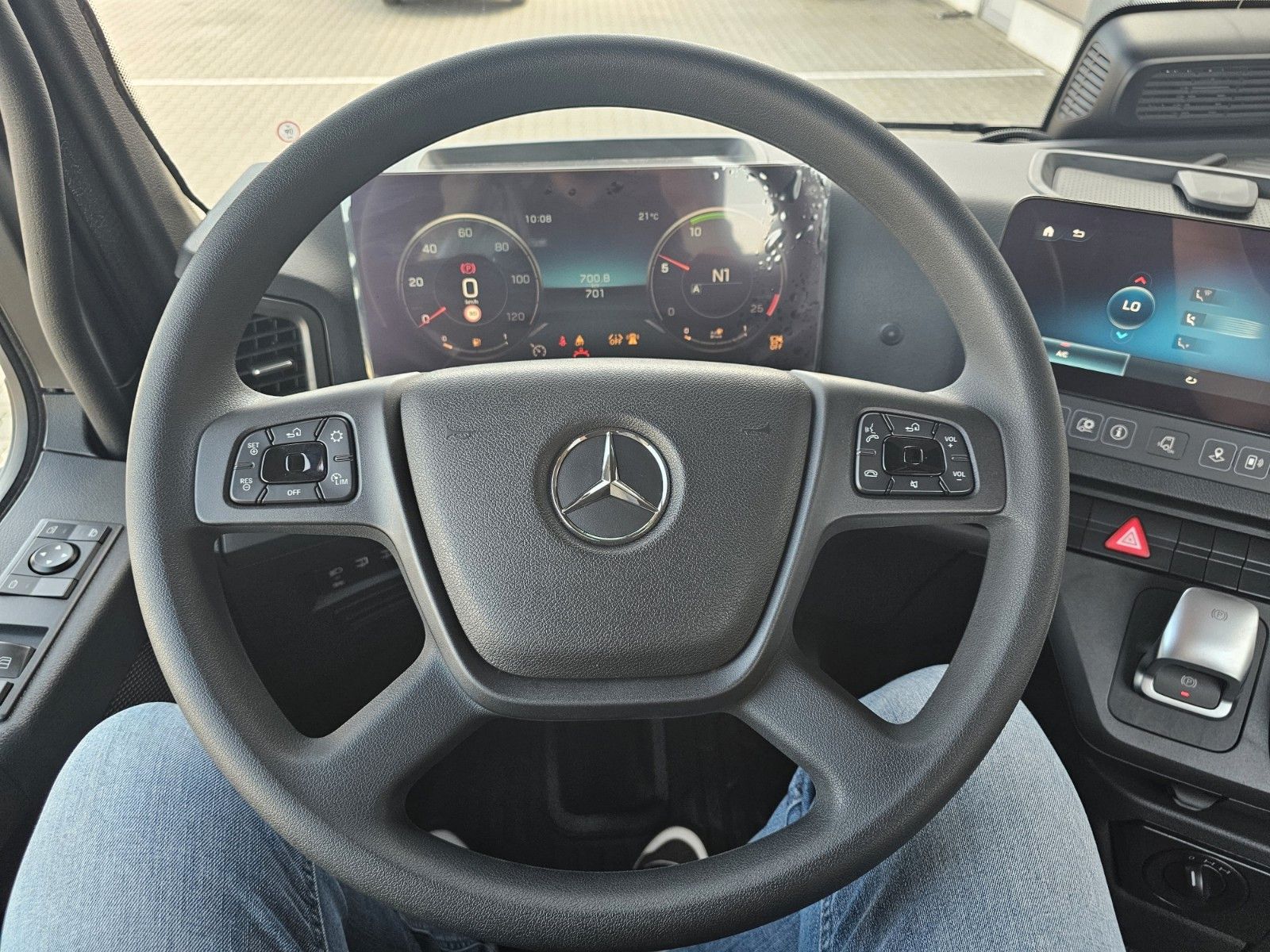 Fahrzeugabbildung Mercedes-Benz Actros 2645 Abrollkipper MEILLER RS 21.70 / 6x4