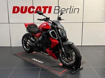 Ducati Diavel V4 viel Zubehör