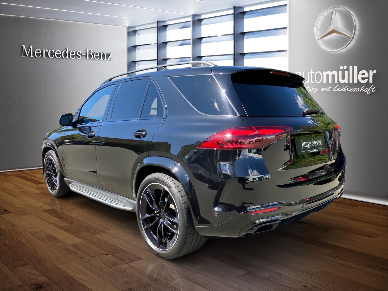 Fahrzeugabbildung Mercedes-Benz GLE 450 d 4M AMG Night+Pano+HUD+StdHz+FahrassPak