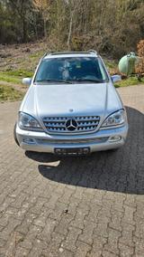 Mercedes-Benz ML 270 CDI Inspiration Inspiration - Mercedes-Benz ML 270: Cdi Inspiration