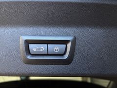 Fahrzeugabbildung BMW X3 xDri 20d M Sport--DrivingProf/AHK/Pano/HeadUp