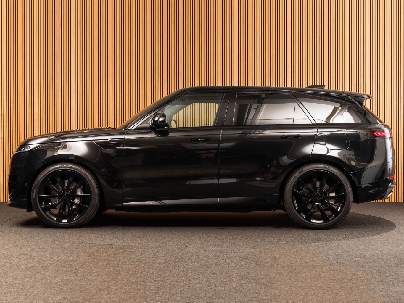 Land Rover Range Rover Sport P460e Dynamic HSE MY26-23" imagem 2