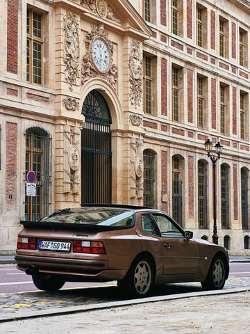 Porsche 1988 Porsche 944 Targa 2.5L in Nougat Brau...