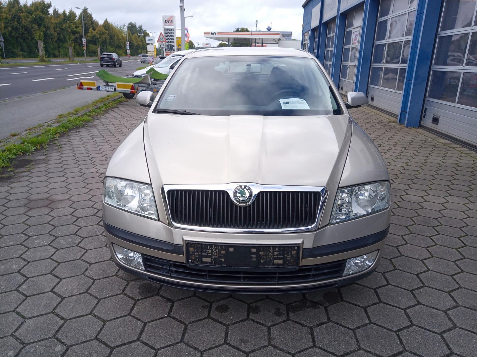 Skoda Octavia Lim. Ambiente/1.Hand/HU neu
