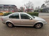 Volkswagen VW Bora  1.6 Benzin TÜV 08/26 - gebrauchte VW Bora aus dem Jahr 2004