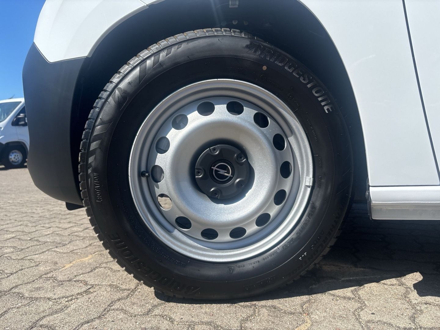 Opel Combo Cargo Basis XL Sitzhzg+Allwetter+Lenkradhz imagem 2