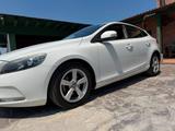 Volvo V40 D2 1.6 Summum neopatentati - Volvo V40: Summum