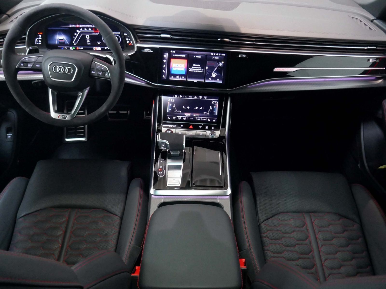 Fahrzeugabbildung Audi RS Q8 quattro 4.0 V8 441 kW | LED RFK AHK Navi