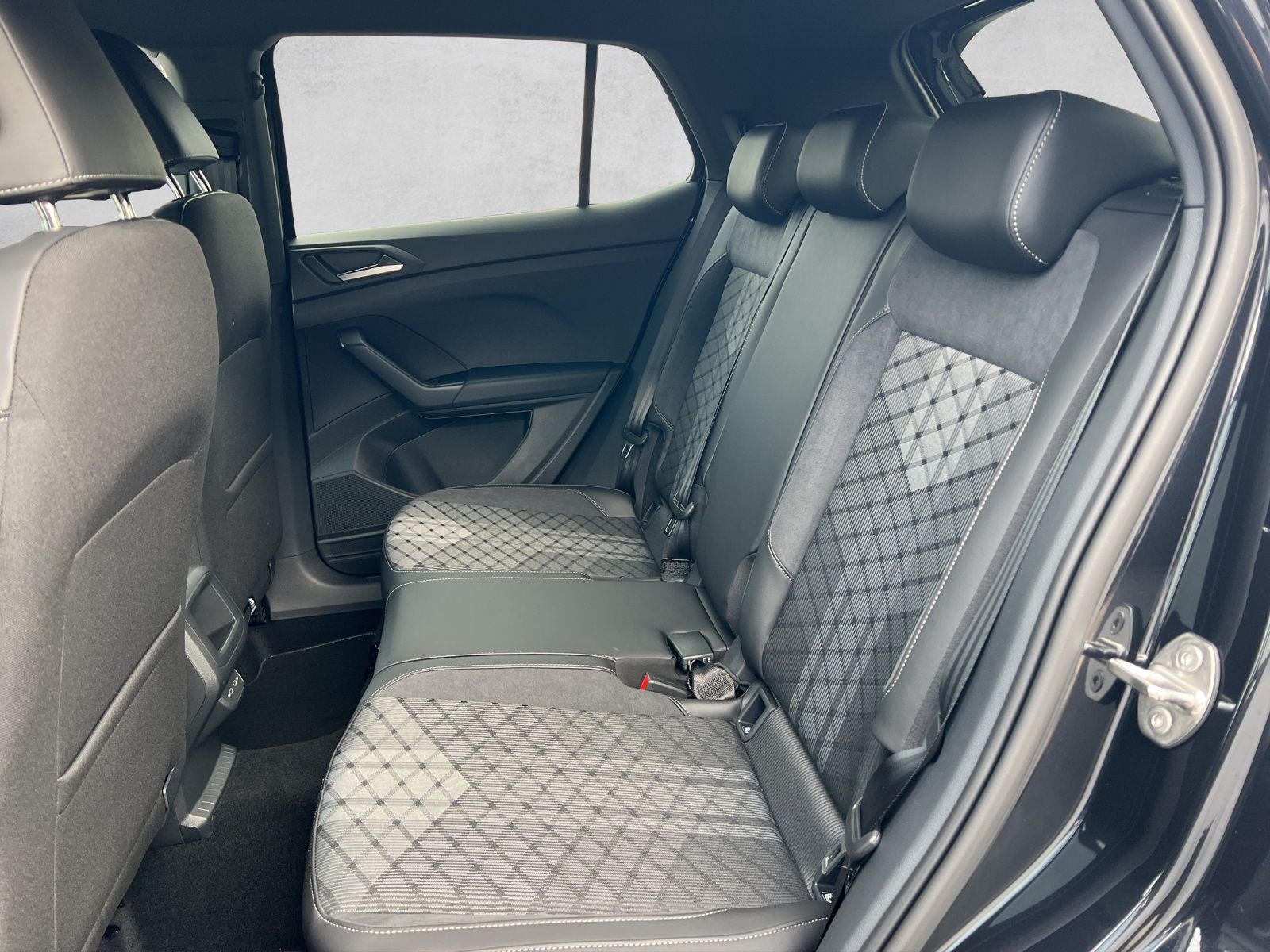 T-Cross R-Line 1.0 l TSI OPF 85 kW (116 PS) 7-Ga
