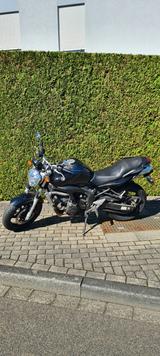 Yamaha FZ6 - BJ 2005 - 23k km - A2-taugl. -Batterie neu - Offers