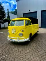 Volkswagen T1 Pritsche mit Plane und Spriegel - Volkswagen T1 mit Benzin-Antrieb: Kleinbus
