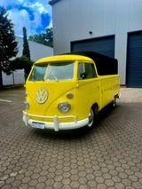 Volkswagen T1 Pritsche mit Plane und Spriegel - Volkswagen T1: Kleinbus