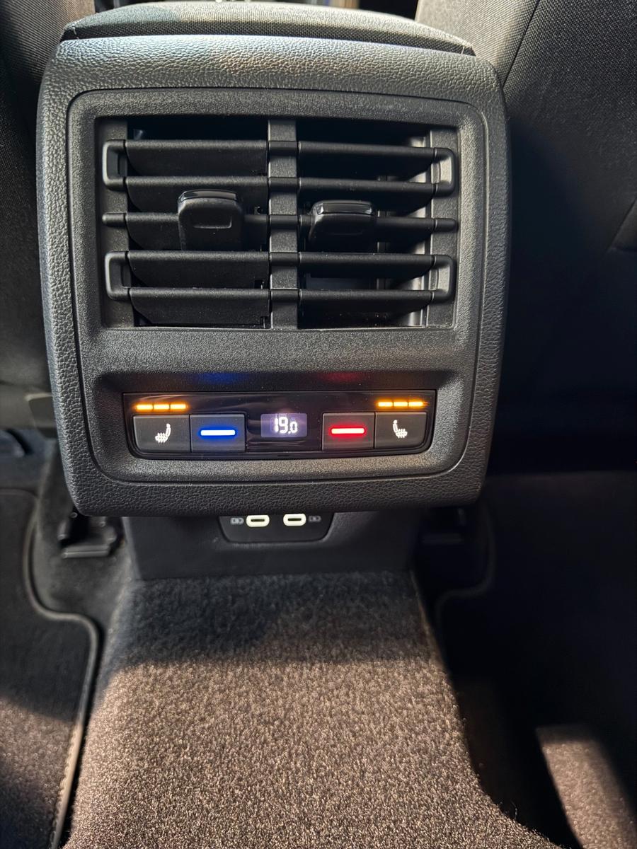 Volkswagen Golf VIII Lim. Life IQ AHK LED ACC STAND.H, миниатюра 19