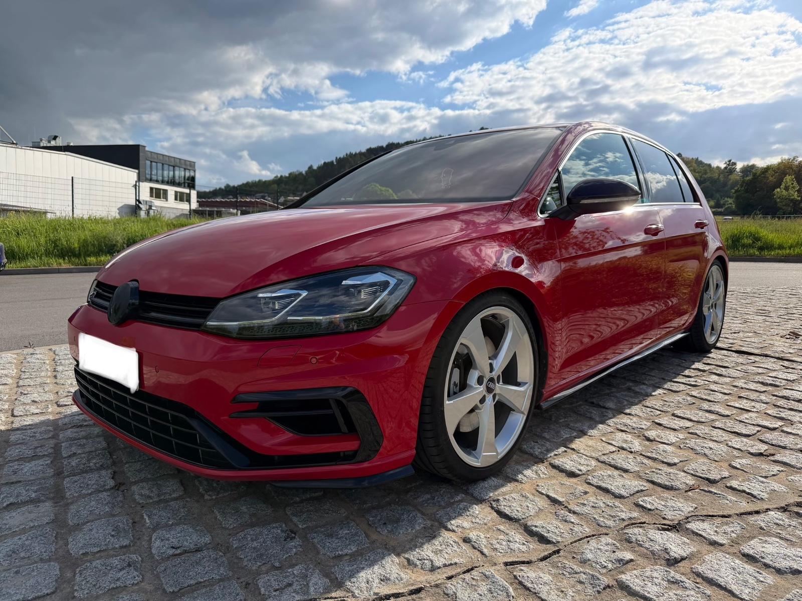 Volkswagen Golf 7 R 2.0 TSI DSG 4Motion ACC LED Kamera Carp