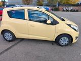 Volkswagen Ich verkaufe mein Chevrolet Spark Motor 1.... - Volkswagen Polo: Moto