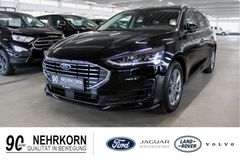 Fahrzeugabbildung Ford Focus Titanium X Turnier Automatik LED NAVI CAM