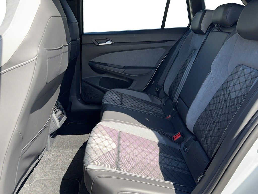 Volkswagen Golf - Bild 17